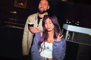 ios版下载-评论区炸了！美女网红晒与克莱合影 本人疑对后者分手风波不知情